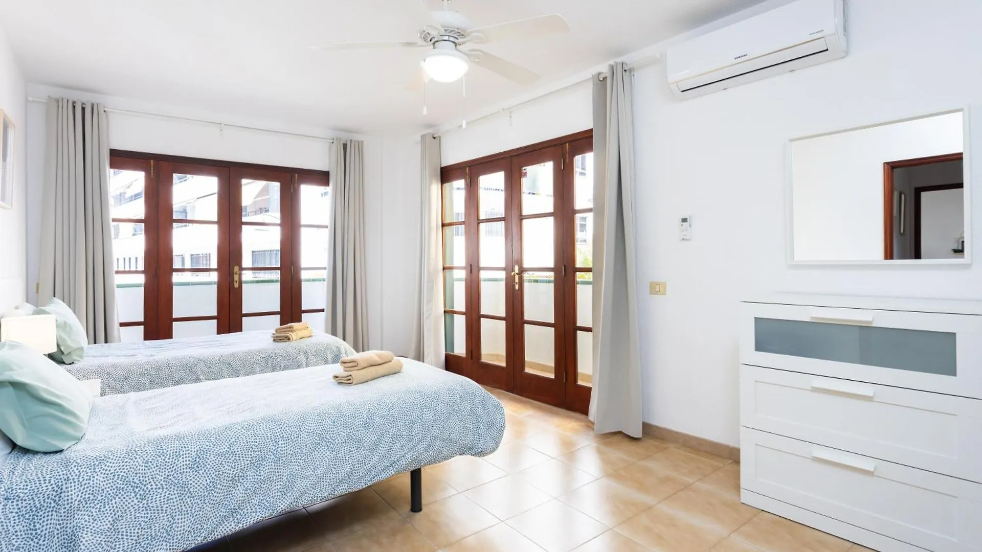 Home2Book Stylish Apt, Near Los Cristianos Beach Arona  Appartement Arona (Tenerife)